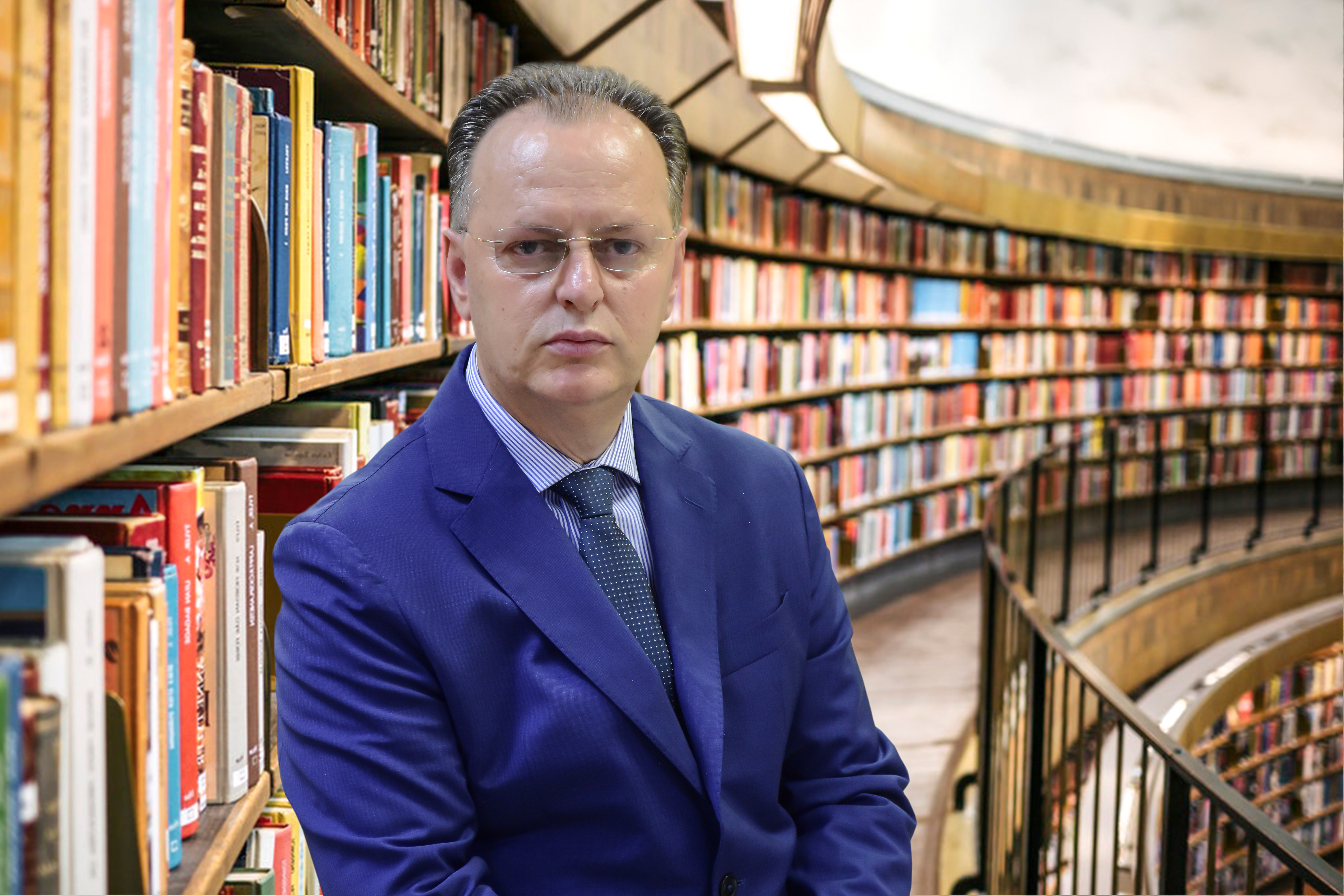 Prof. dr. Skender Topi
