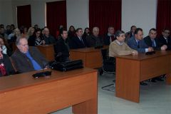 Ambasadori Amerikan Donald Lu viziton Universitetin e Elbasan, Uniel