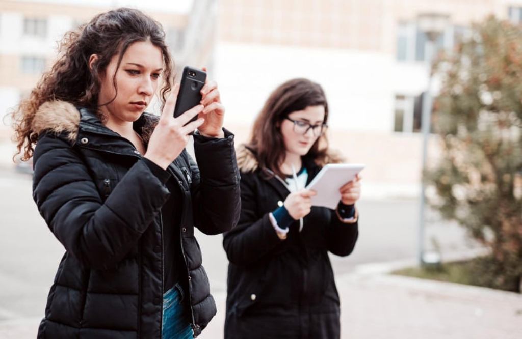 Dita e dytë e trajnimit të studentëve të programeve të studimit “Gazetari” dhe “Gazetari-Anglisht” në Universitetin e Elbasanit, pjesë e projektit të USAID “Drejtësi për të Gjithë”, Uniel