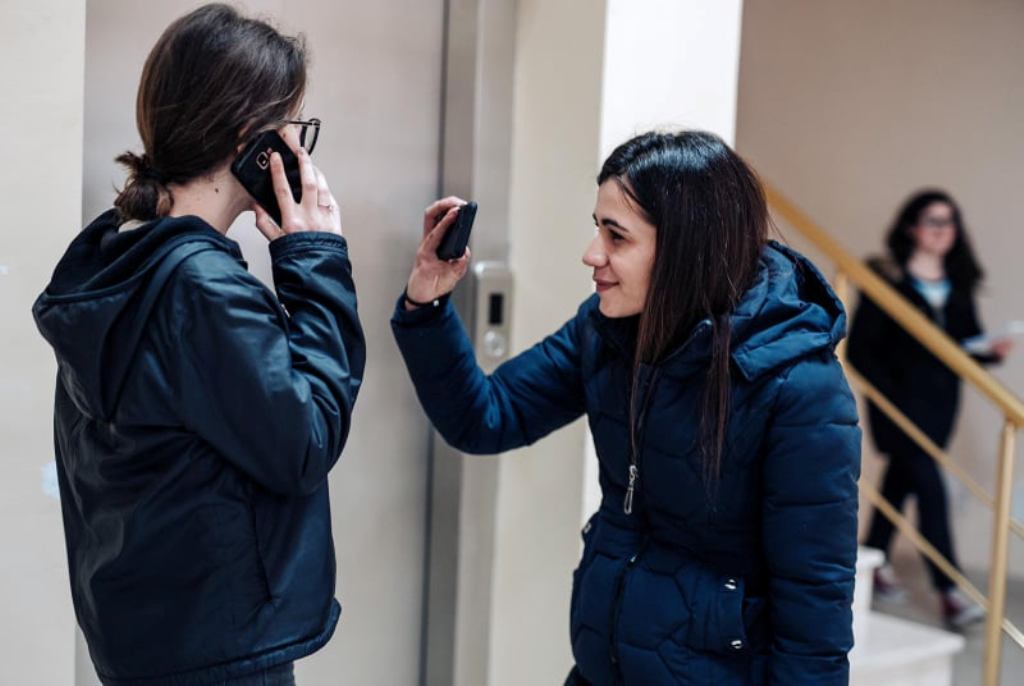 Dita e dytë e trajnimit të studentëve të programeve të studimit “Gazetari” dhe “Gazetari-Anglisht” në Universitetin e Elbasanit, pjesë e projektit të USAID “Drejtësi për të Gjithë”, Uniel