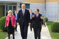 Kryeministri Edi Rama vizitë në Universitetin e Elbasanit, Uniel