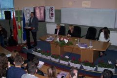 Ministri i Mirëqënies Sociale dhe Rinisë Blendi Klosi takim në Universitetin e Elbasanit, Uniel