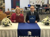 Universiteti i Elbasanit nënshkruan marrëveshje bashkëpunimi me Universitetin Shtetëror të New York-ut Fredonia, Uniel