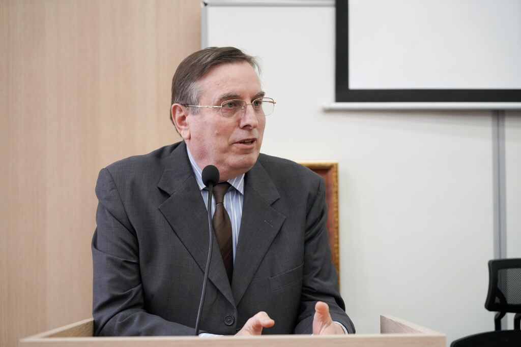 Universiteti i Elbasanit i jep “Certifikatë Mirënjohje” prof. dr. Ziso Thomollari, Uniel