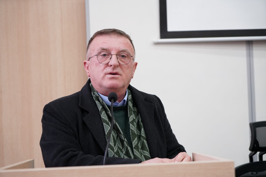 Universiteti i Elbasanit i jep “Certifikatë Mirënjohje” prof. dr. Ziso Thomollari, Uniel