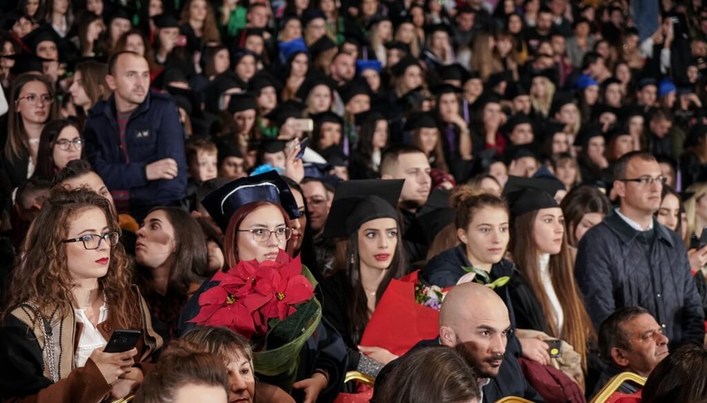 Universiteti i Elbasanit “Aleksandër Xhuvani” zhvilloi Ceremoninë e diplomimit të studentëve për vitin akademik 2018-2019, Uniel