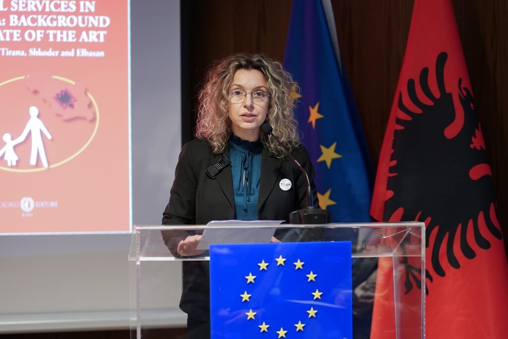 Universiteti i Elbasanit organizoi eventin për promovimin e librit “SOCIAL SERVICES IN ALBANIA: BACKGROUND AND STATE OF THE ART”, Uniel