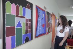 Zhvillohet Konferenca e parë kombëtare e studentëve të Fakultetit të Shkencave të Edukimit me temë Sfidat aktuale të studentëve lidhur me praktikën profesionale në kontekstin e kopshtit gjithëpëfshirës, fokus edukimin e fëmijëve nga pakicat etnike ,UNIEL