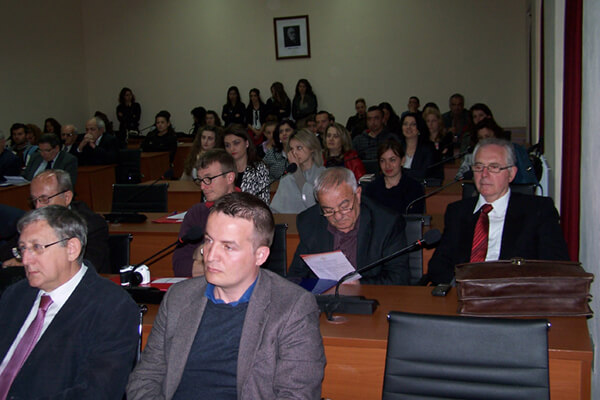 Konferencë e departamentit të Gjuhës në Universitetin e Elbasanit mbi veprimtarinë e Prof.Dr Remzi Përnaska 