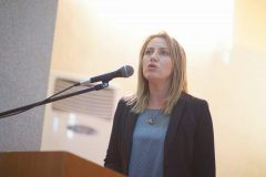 Ministri i Drejtësisë Znj.Etilda Gjonaj zhvillon bashkëbisedim me studentët dhe stafin akademik të FE ,UNIEL