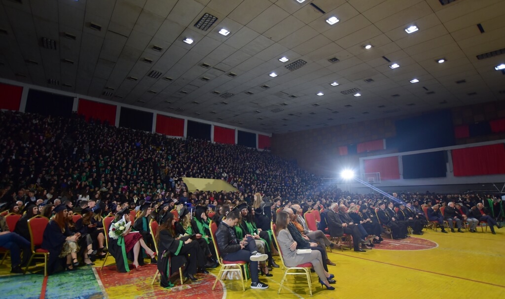 Universiteti i Elbasanit “Aleksandër Xhuvani” zhvilloi Ceremoninë e diplomimit të studentëve për vitin akademik 2018-2019, Uniel