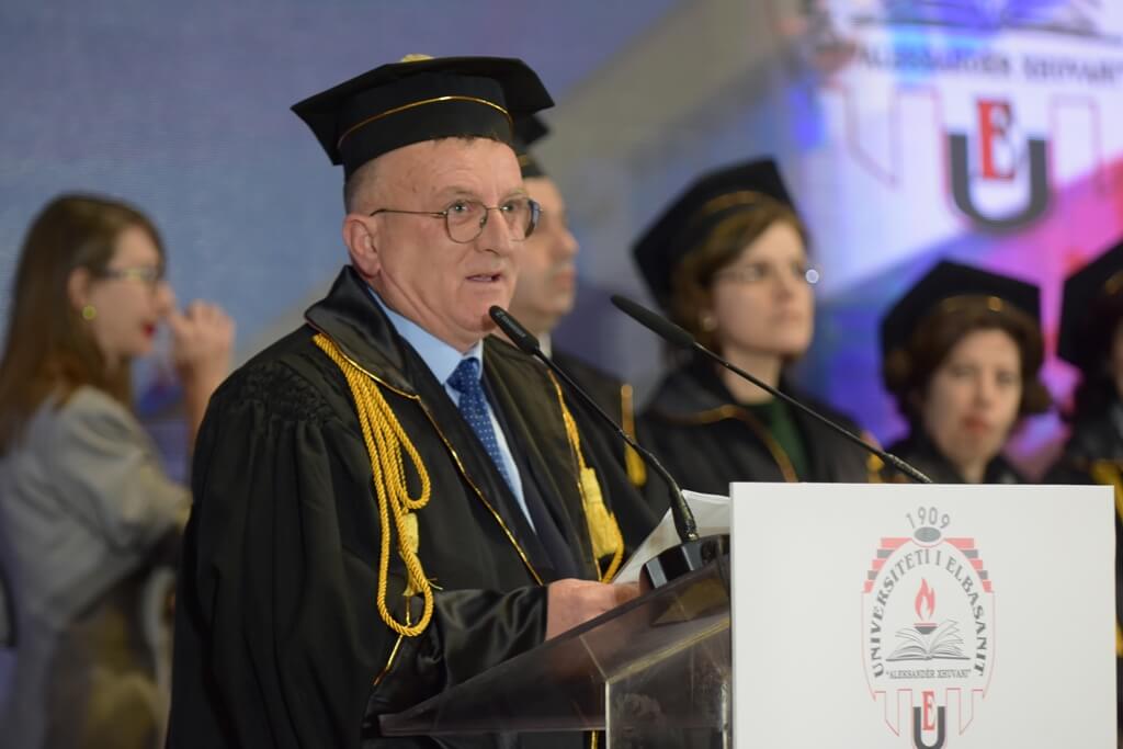 Universiteti i Elbasanit “Aleksandër Xhuvani” zhvilloi Ceremoninë e diplomimit të studentëve për vitin akademik 2018-2019, Uniel