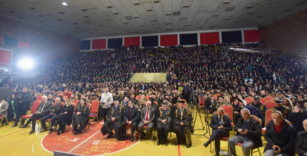 Universiteti i Elbasanit “Aleksandër Xhuvani” zhvilloi Ceremoninë e diplomimit të studentëve për vitin akademik 2018-2019, Uniel