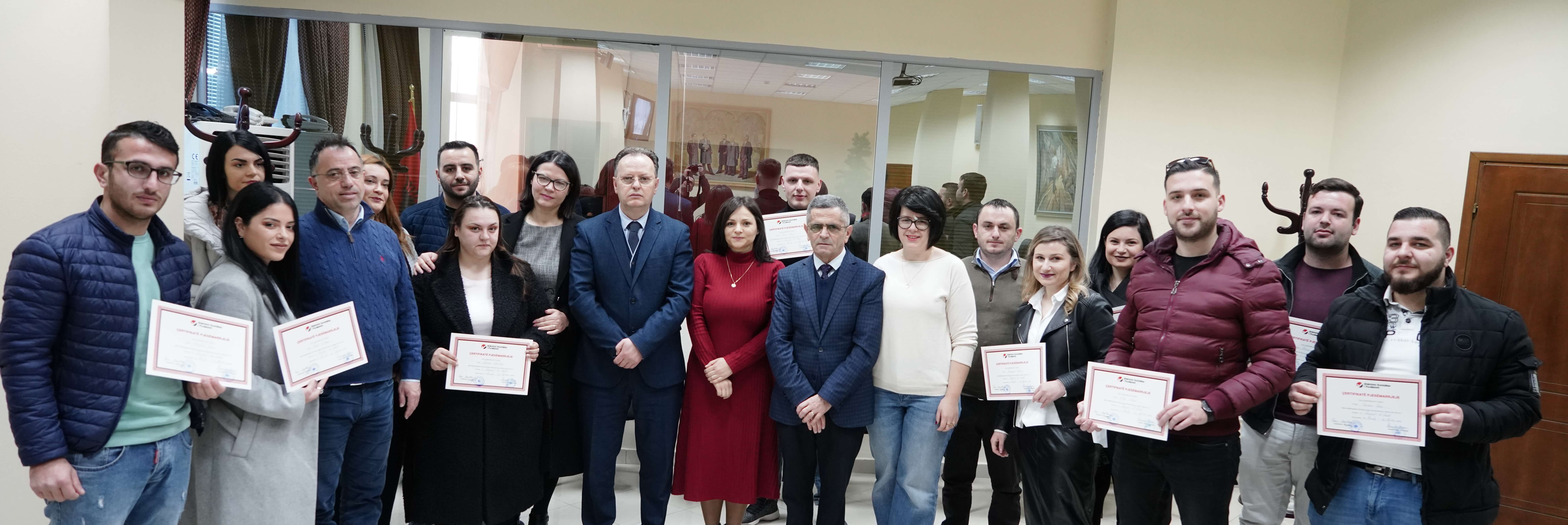 Finalizimi i programit të praktikave të punësimit në UE, Uniel