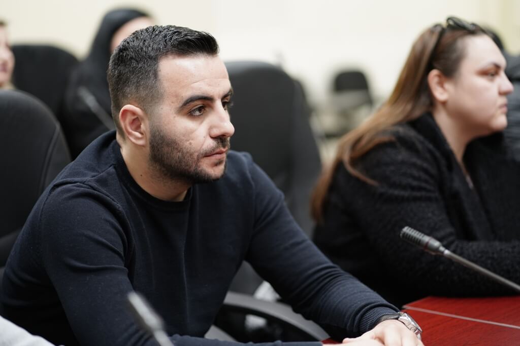 Finalizimi i programit të praktikave të punësimit në UE, Uniel