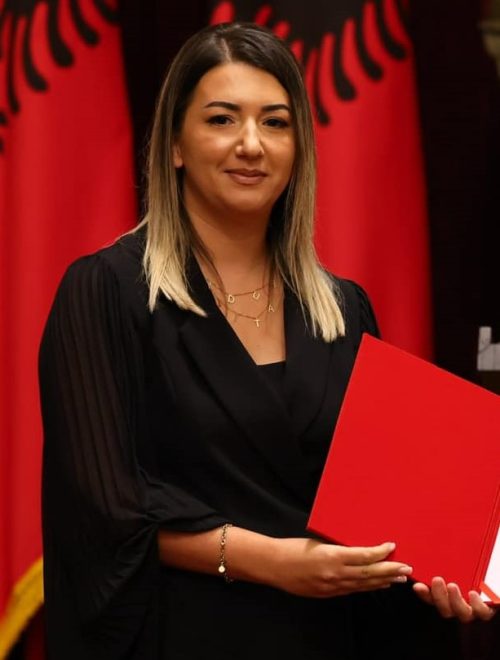 Elvira_Fetahu